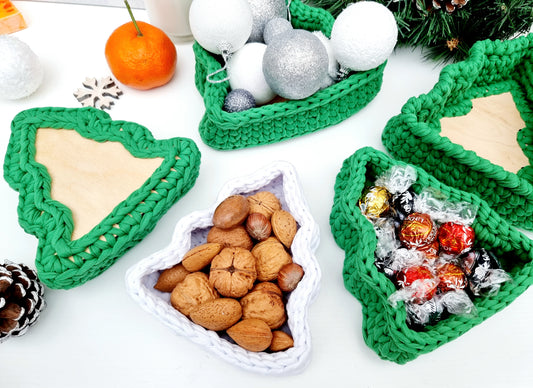 Christmas tree basket workshop Saturday November the 15th 2pm-4pm