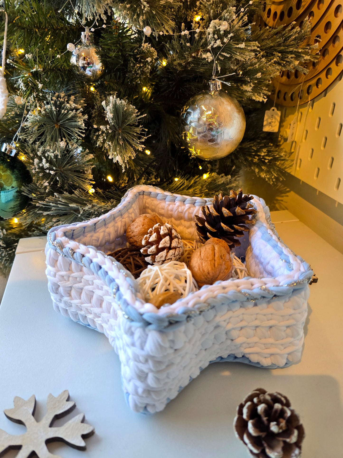 Christmas Star storage basket