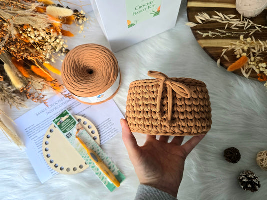 Introduction to the Tshirt yarn Make a small crochet basket Friday 20th March 6pm-8pm