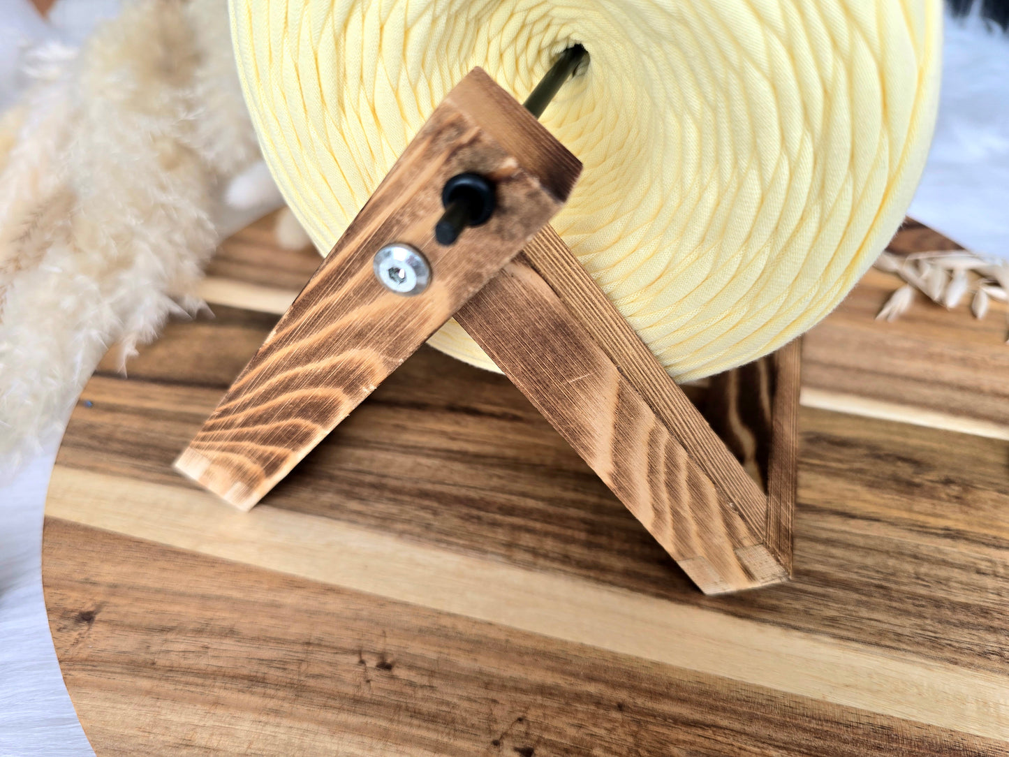 Wooden yarn holder