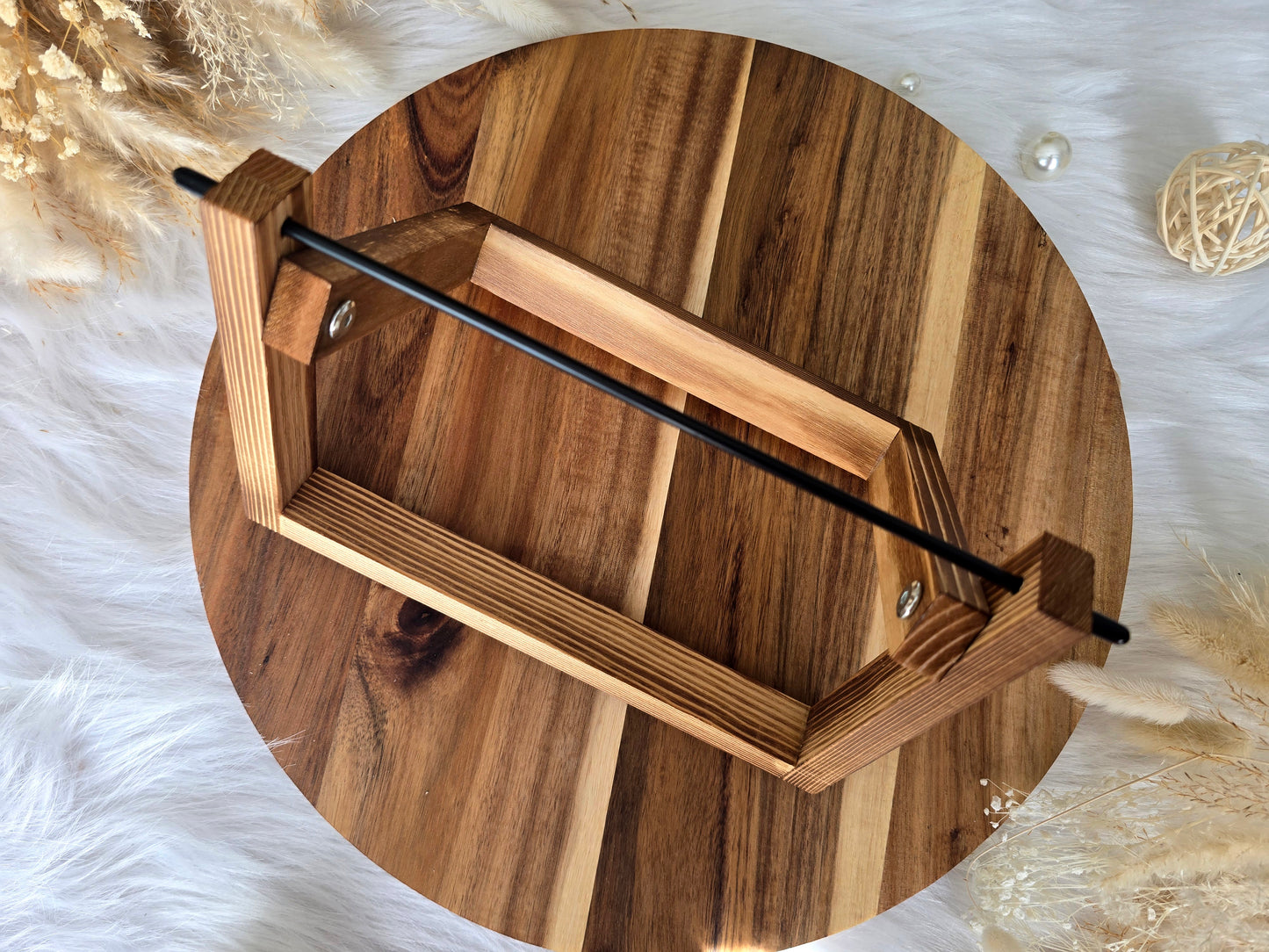 Wooden yarn holder/winder