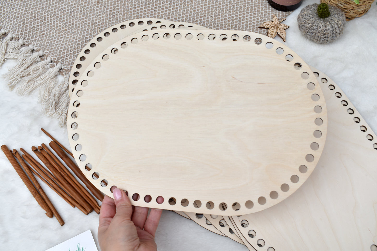 Large 35x25cm rounded rectangle wooden base with 10mm holes