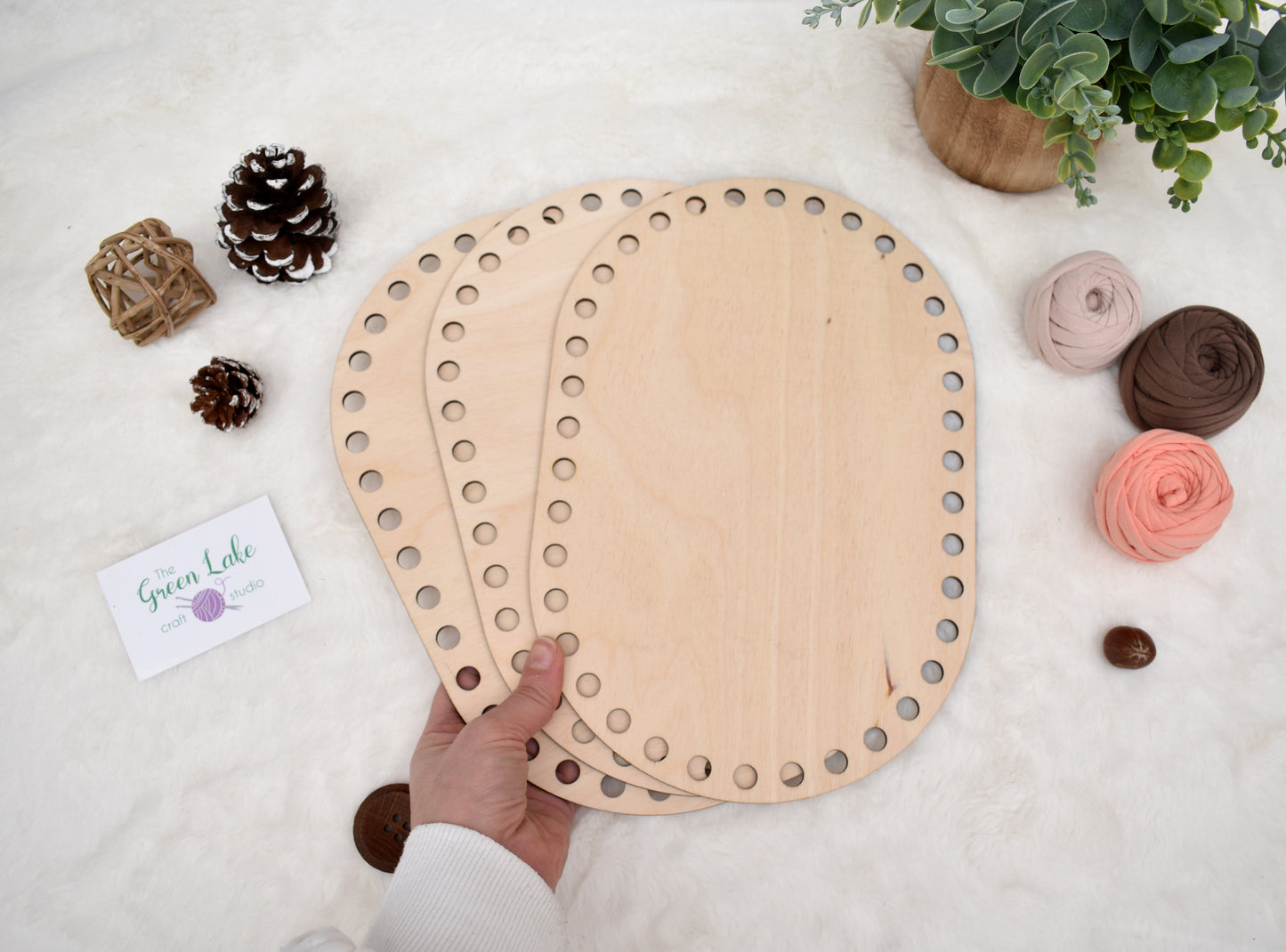 Large 30x20cm rounded rectangle wooden base