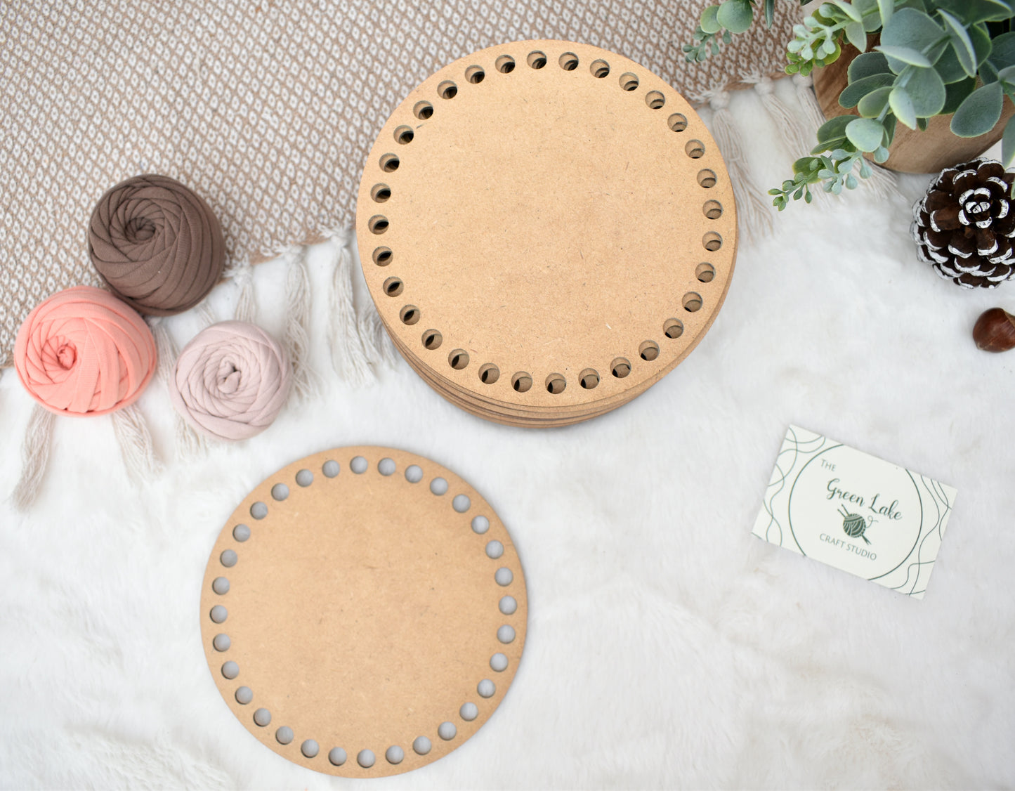 Circular base for crochet basket
