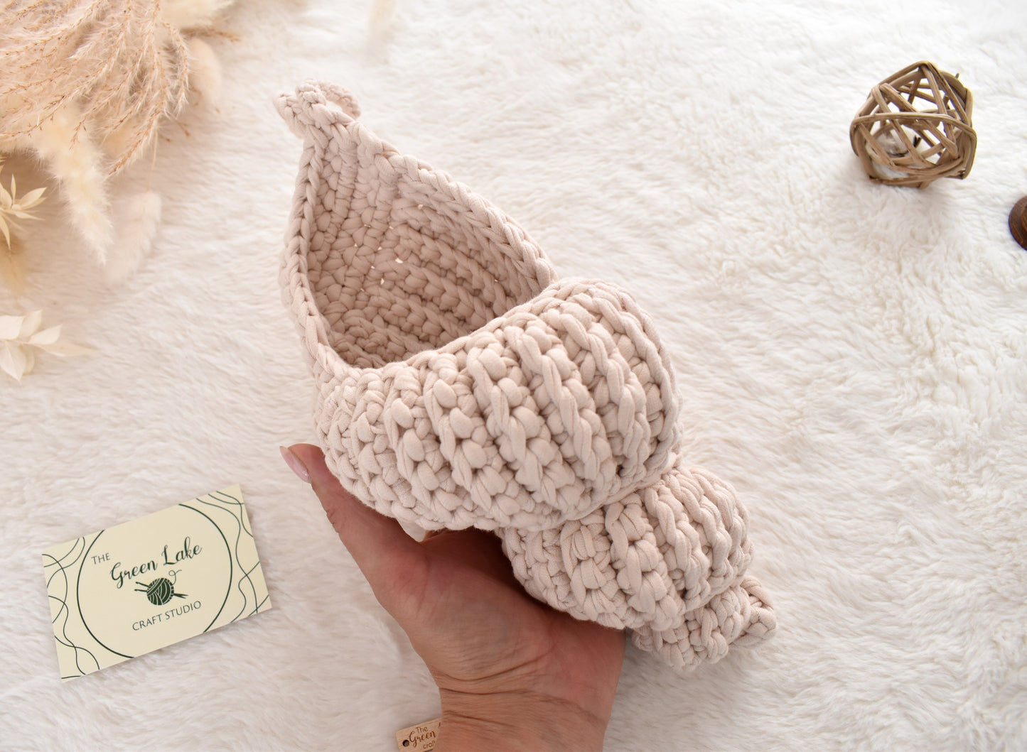Seashell crochet basket