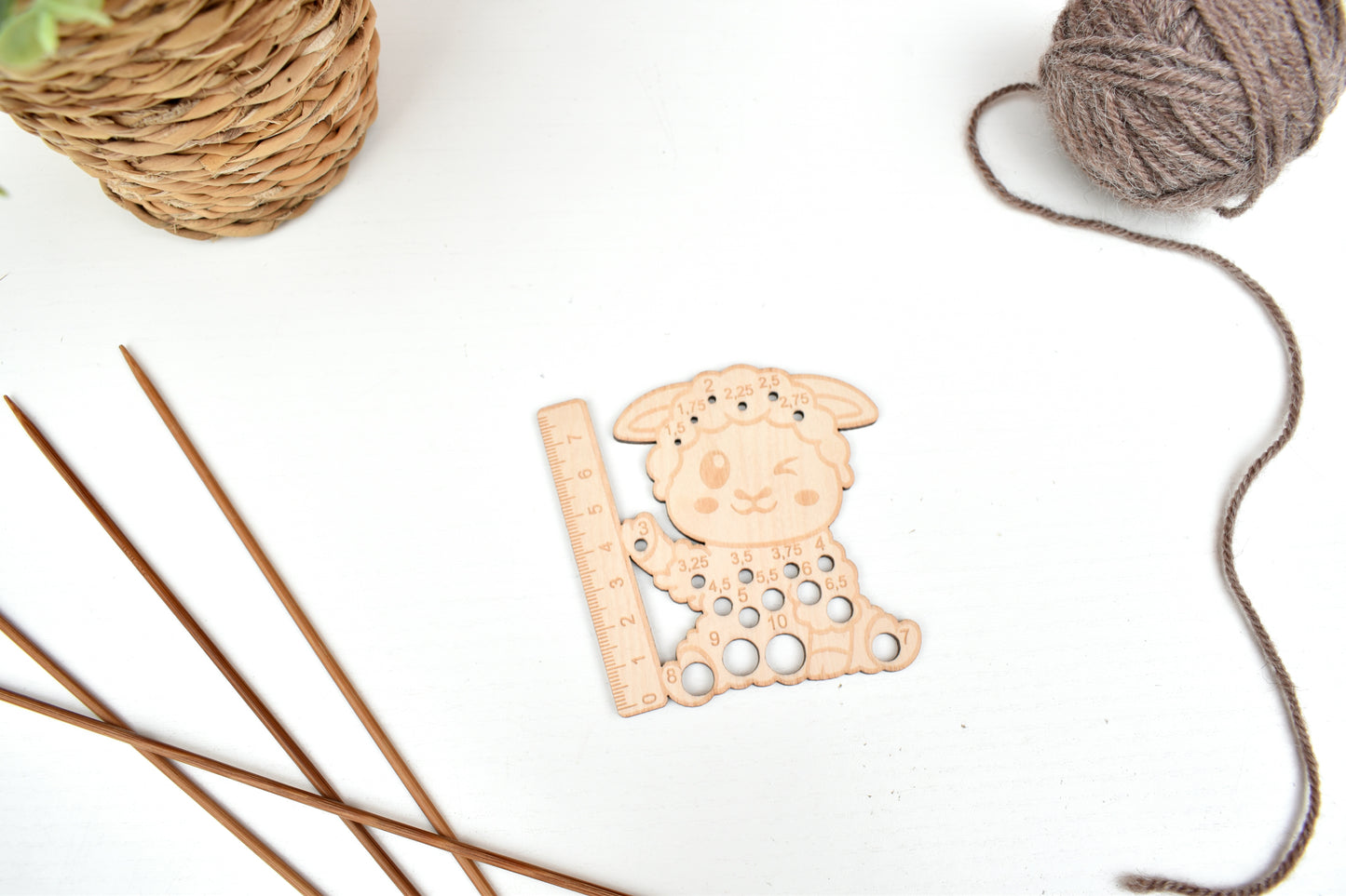 Sheep knitting needle gauge with small ruler