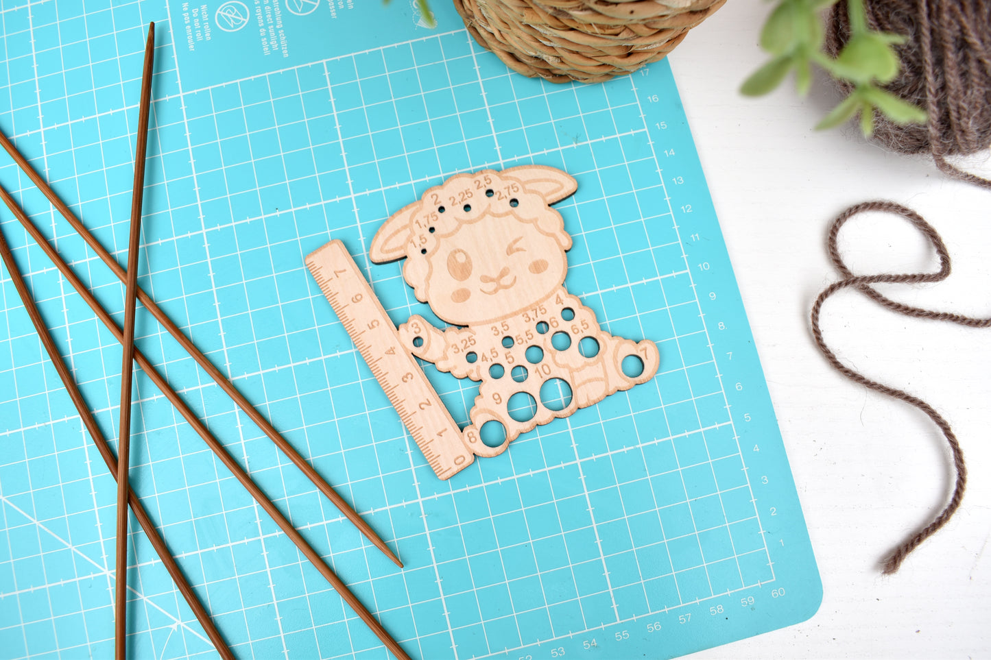 Sheep knitting needle gauge with small ruler