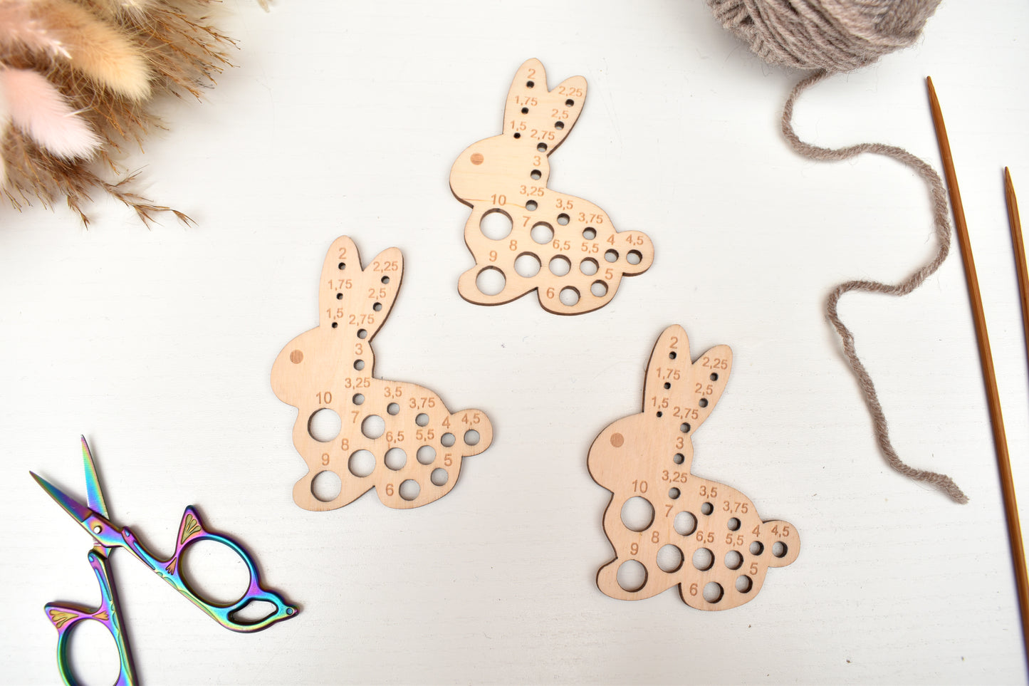 Bunny knitting needle gauge