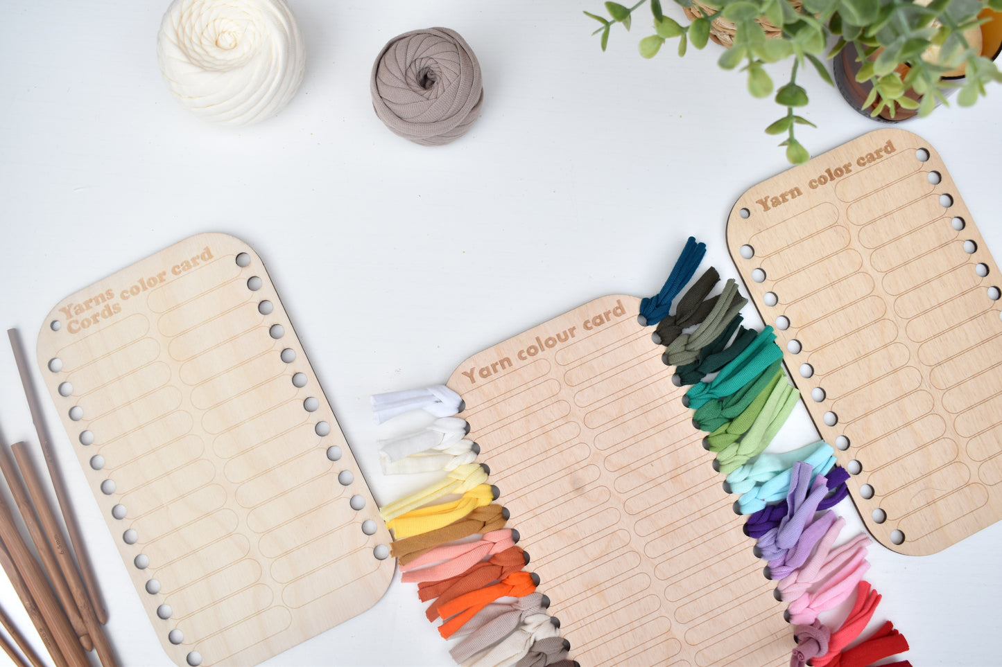 Reusable wooden yarn colour card with 4 options