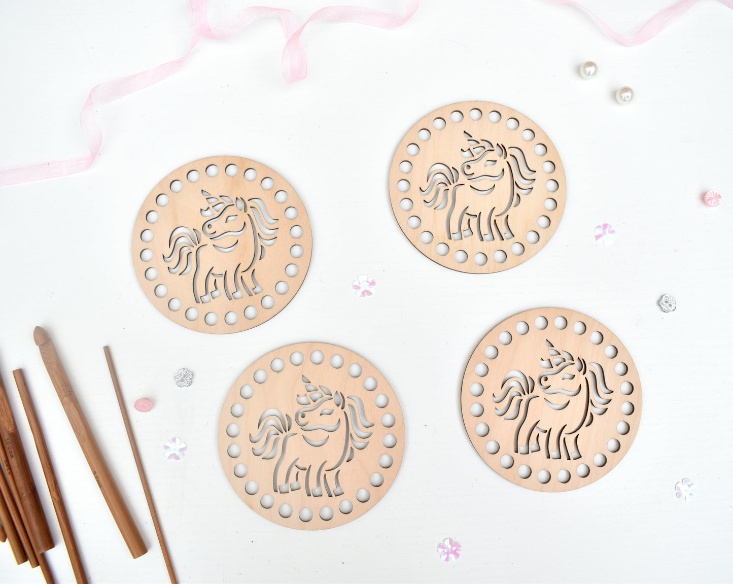 Wooden base Unicorn design