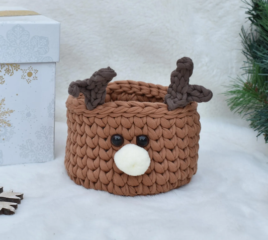 Christmas Deer crochet basket
