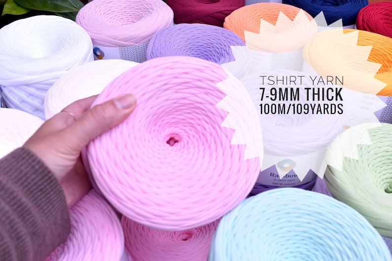 T-shirt Yarn 100m 7-9mm thickness