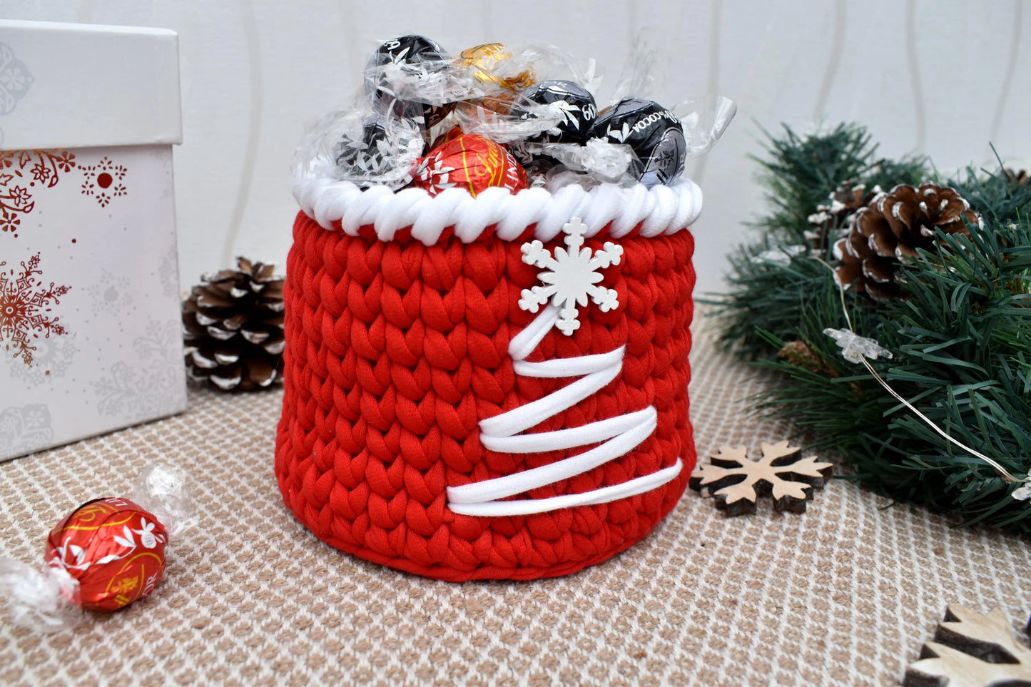 Christmas small red basket