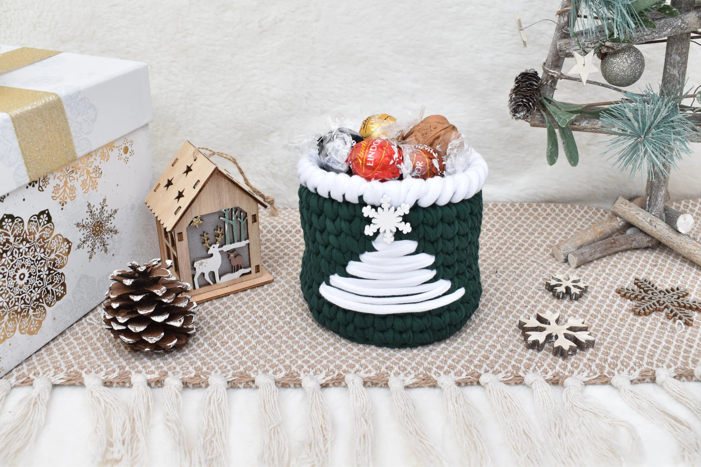Christmas small red basket