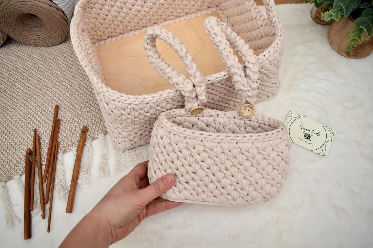 Set of 2 nursery baskets