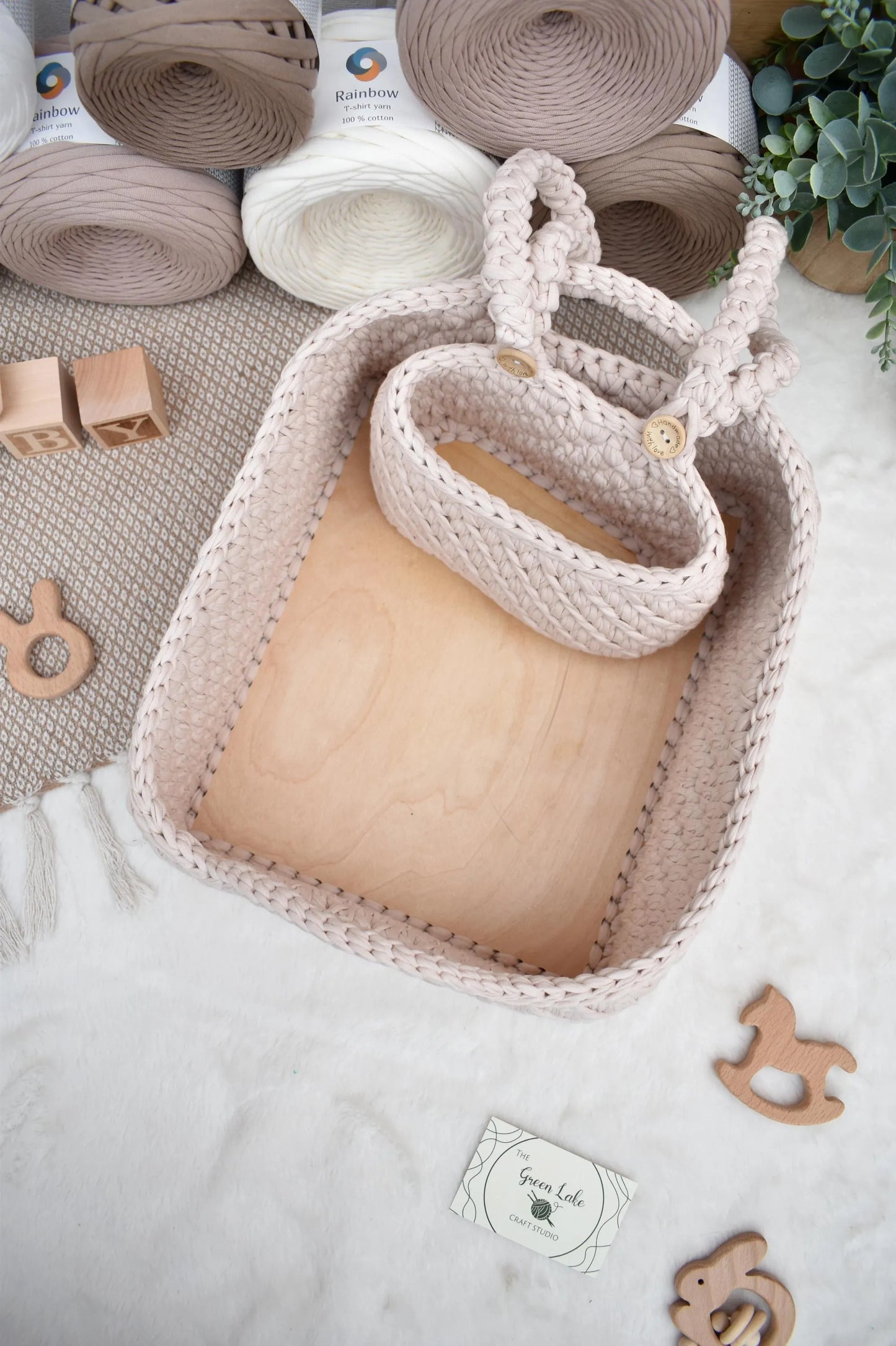 Set of 2 nursery baskets