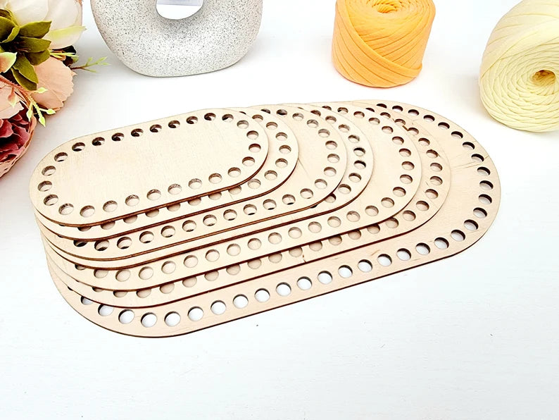 Middle rounded rectangular wooden base