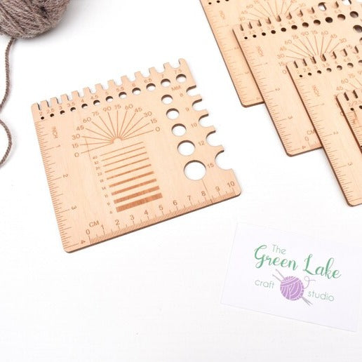 All in one needle gauge and Yarn/Wool spinning tool