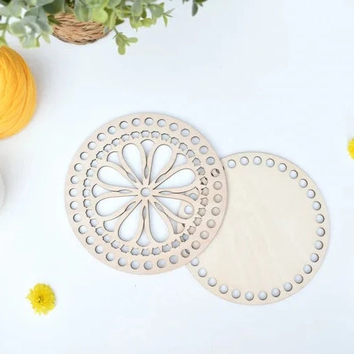 Wooden base Daisy Design