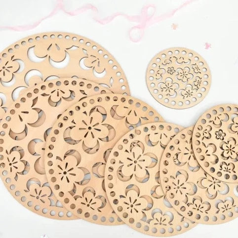 Wooden base Flower Power Design