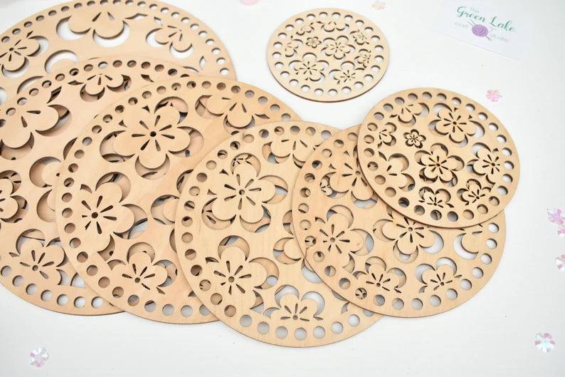 Wooden base Flower Power Design