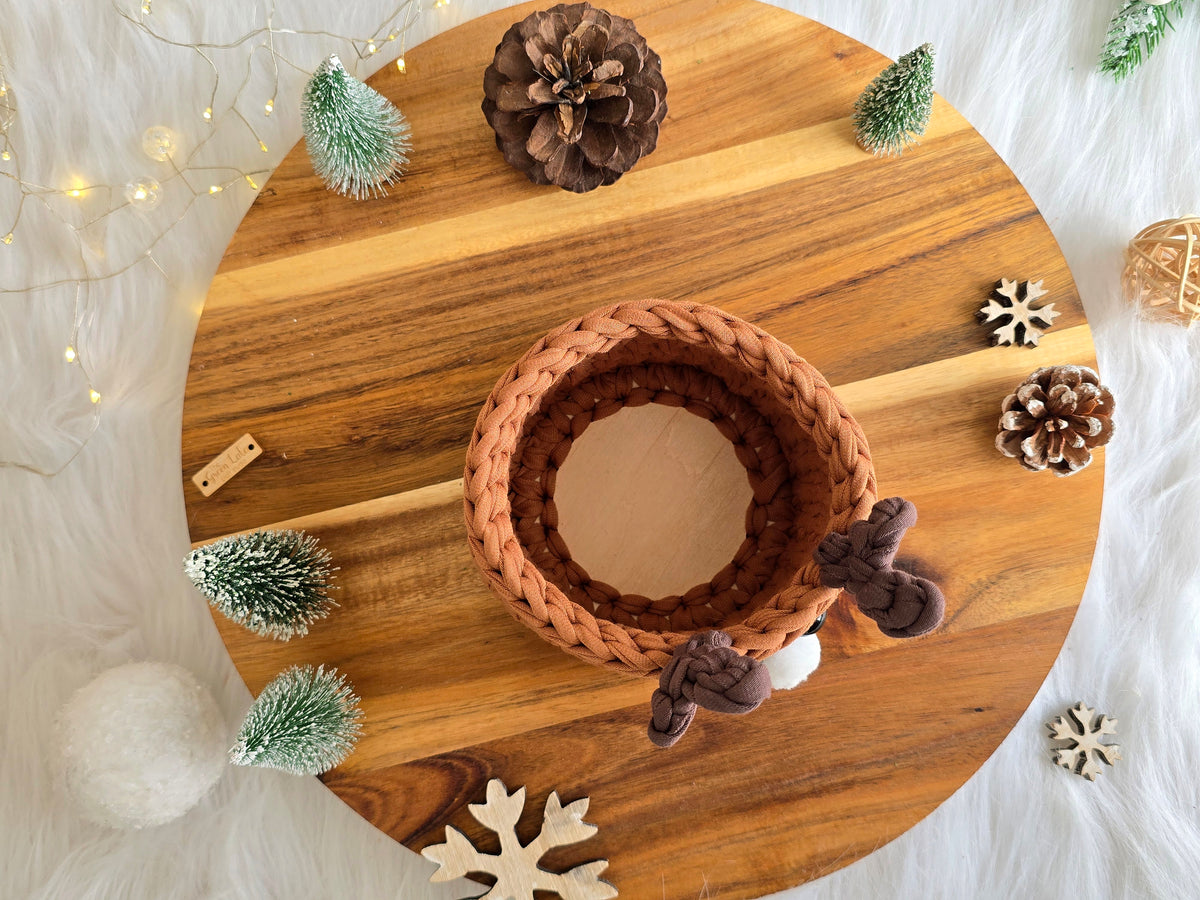 PDF Reindeer Storage Basket Tutorial