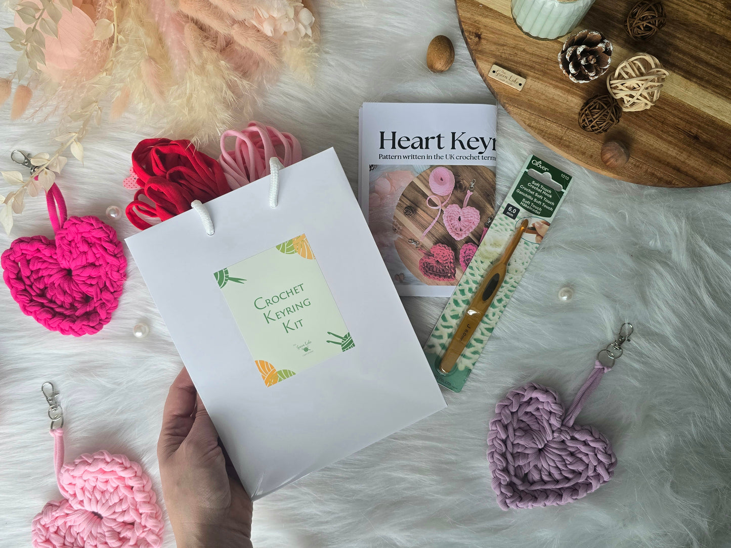 Heart keyring/bagcharm crochet DIY Kit - make 2