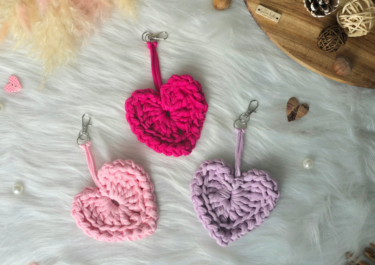 Heart keyring/bagcharm crochet DIY Kit - make 2