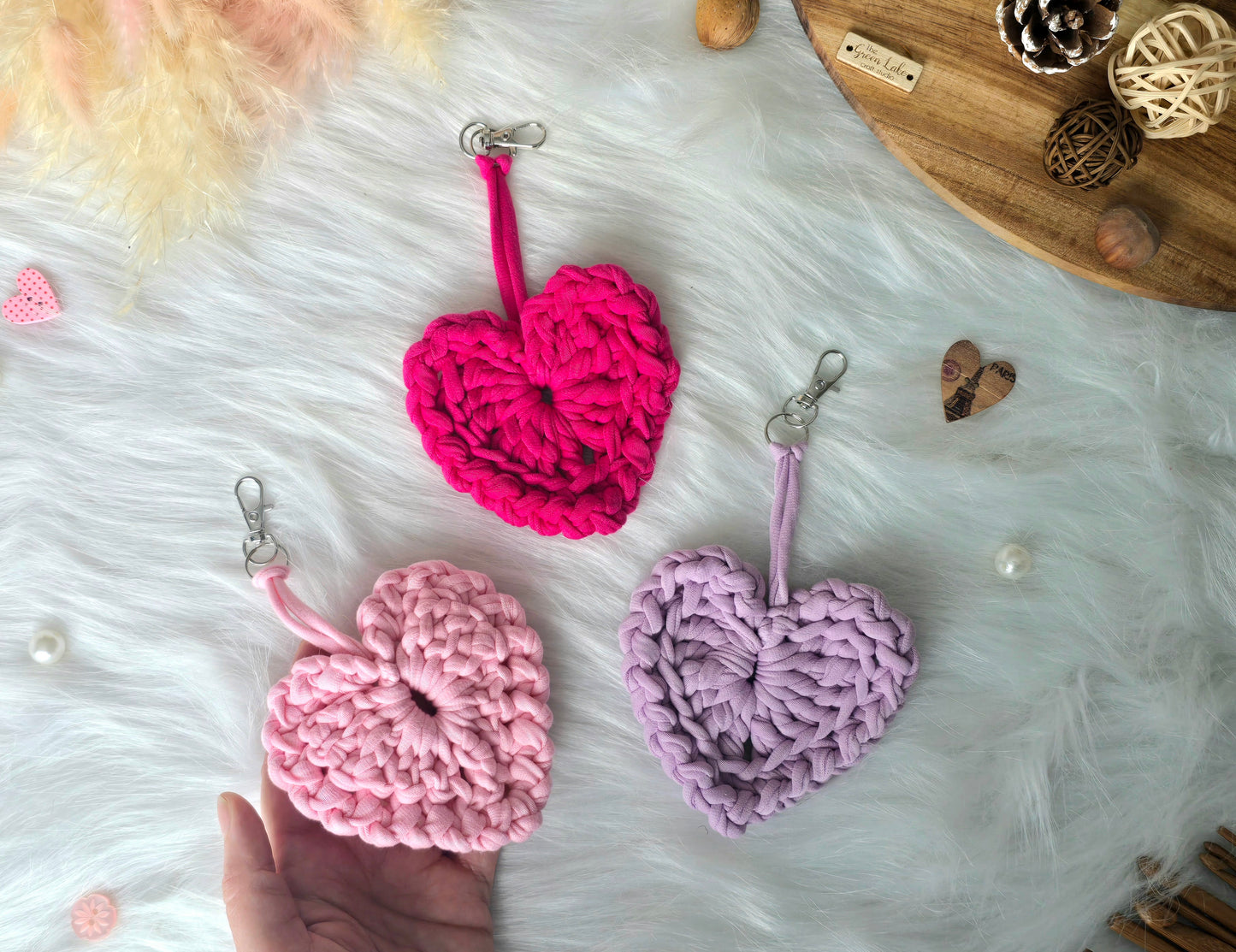 Heart keyring/bagcharm crochet DIY Kit - make 2