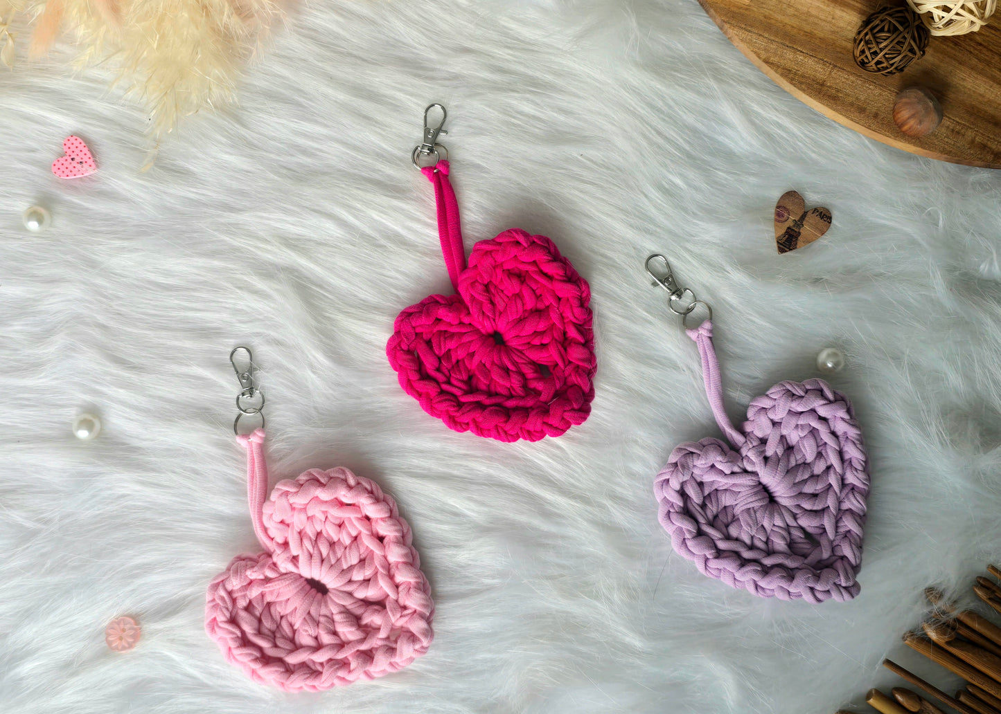 Heart keyring/bagcharm crochet DIY Kit - make 2