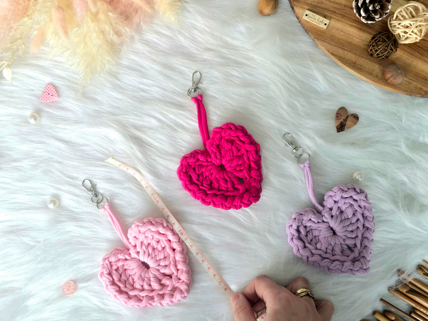 Heart keyring/bagcharm crochet DIY Kit - make 2