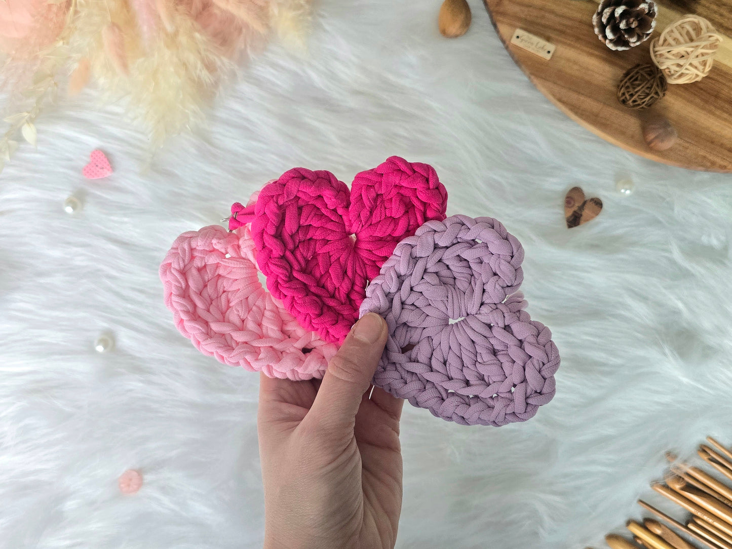 Heart keyring/bagcharm crochet DIY Kit - make 2