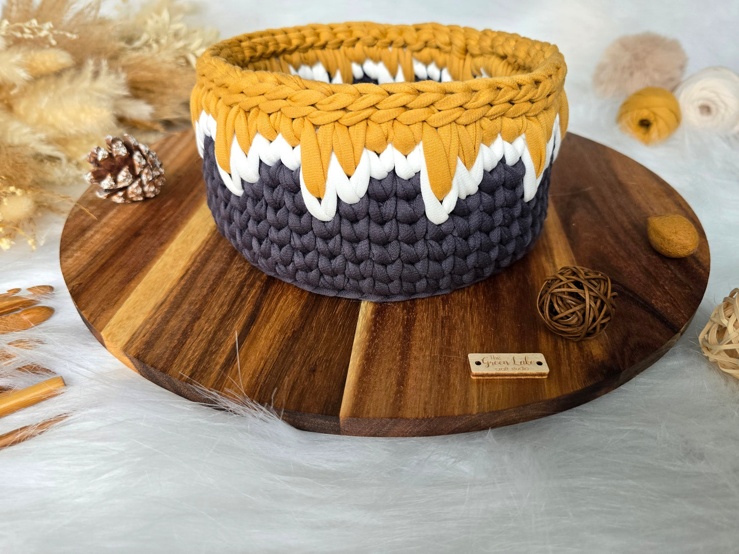 Mountains Under The Sunshine Basket PDF Pattern