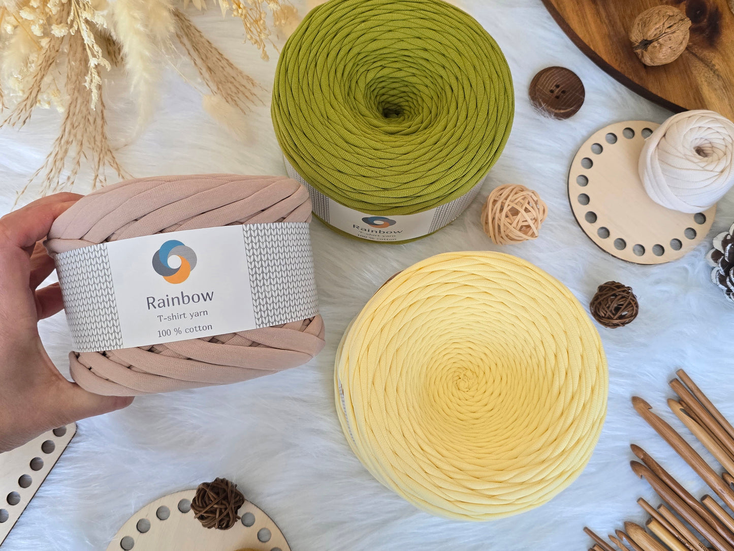 Tshirt yarn 100 meters/110 yards 330-380gr in 7-9mm thickness 100% Cotton Premium quality