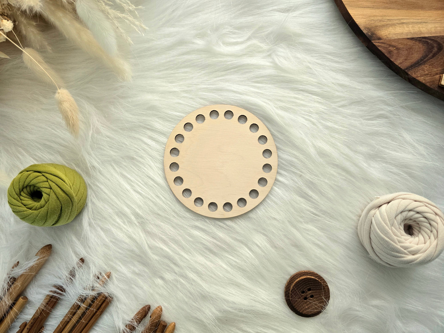 Circular wooden base: Various sizes with 8mm holes for making baskets Suitable for Tshirt yarn or 5mm cord