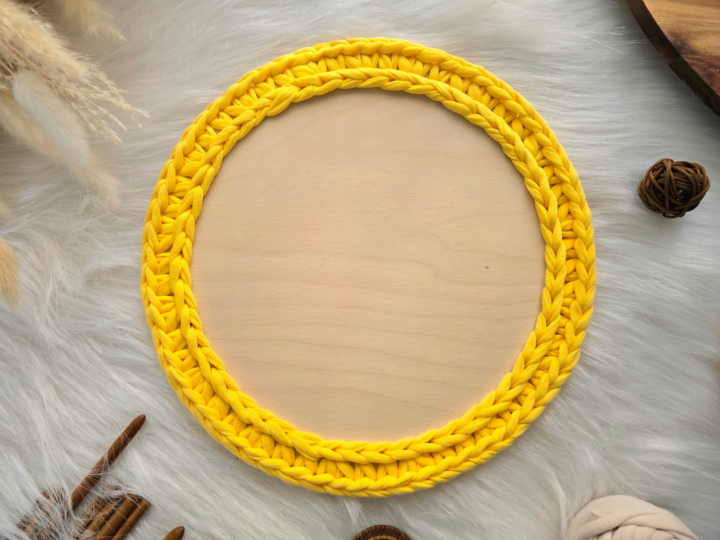Circular wooden base: Various sizes with 8mm holes for making baskets Suitable for Tshirt yarn or 5mm cord