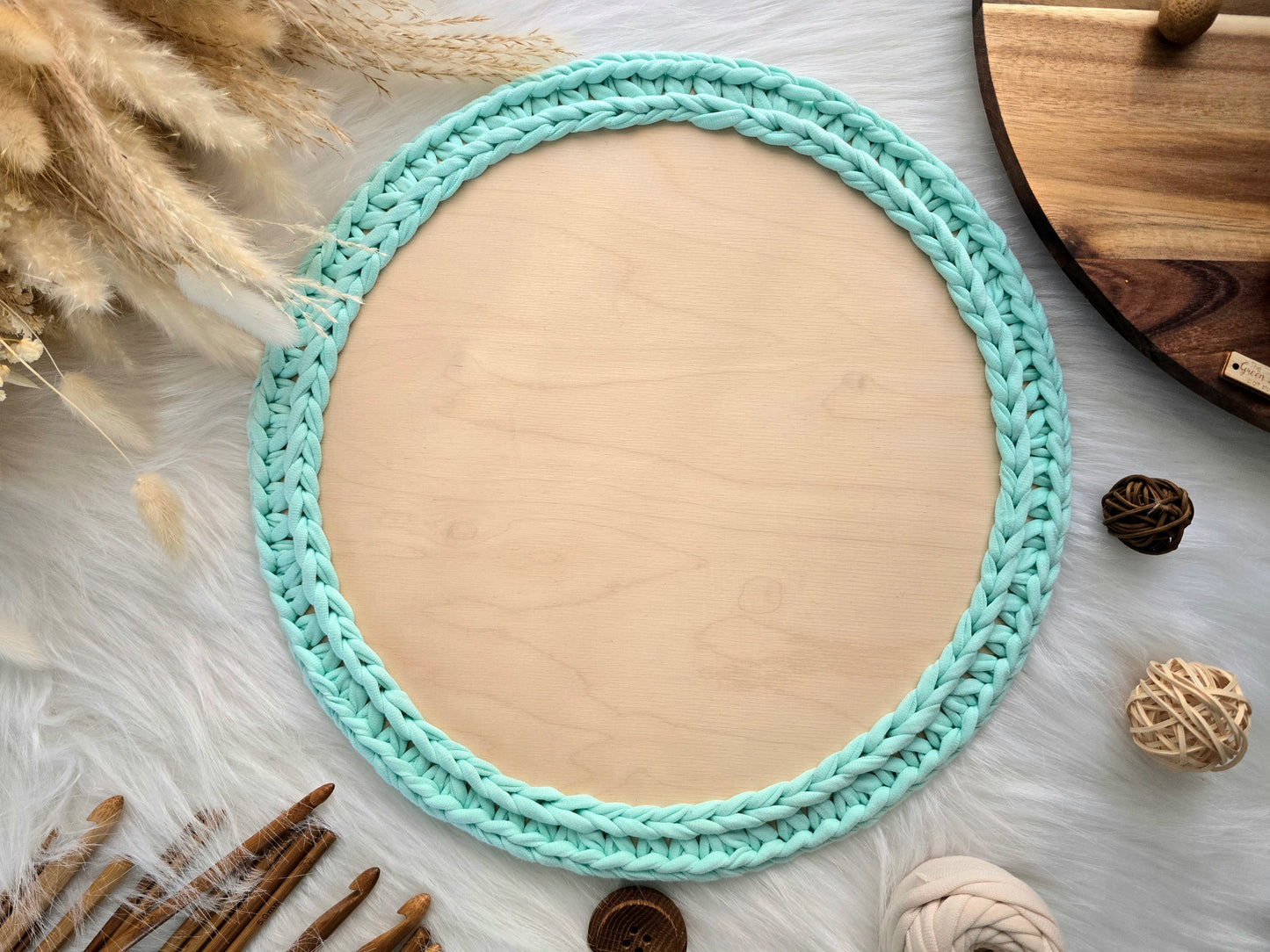 Circular wooden base: Various sizes with 8mm holes for making baskets Suitable for Tshirt yarn or 5mm cord