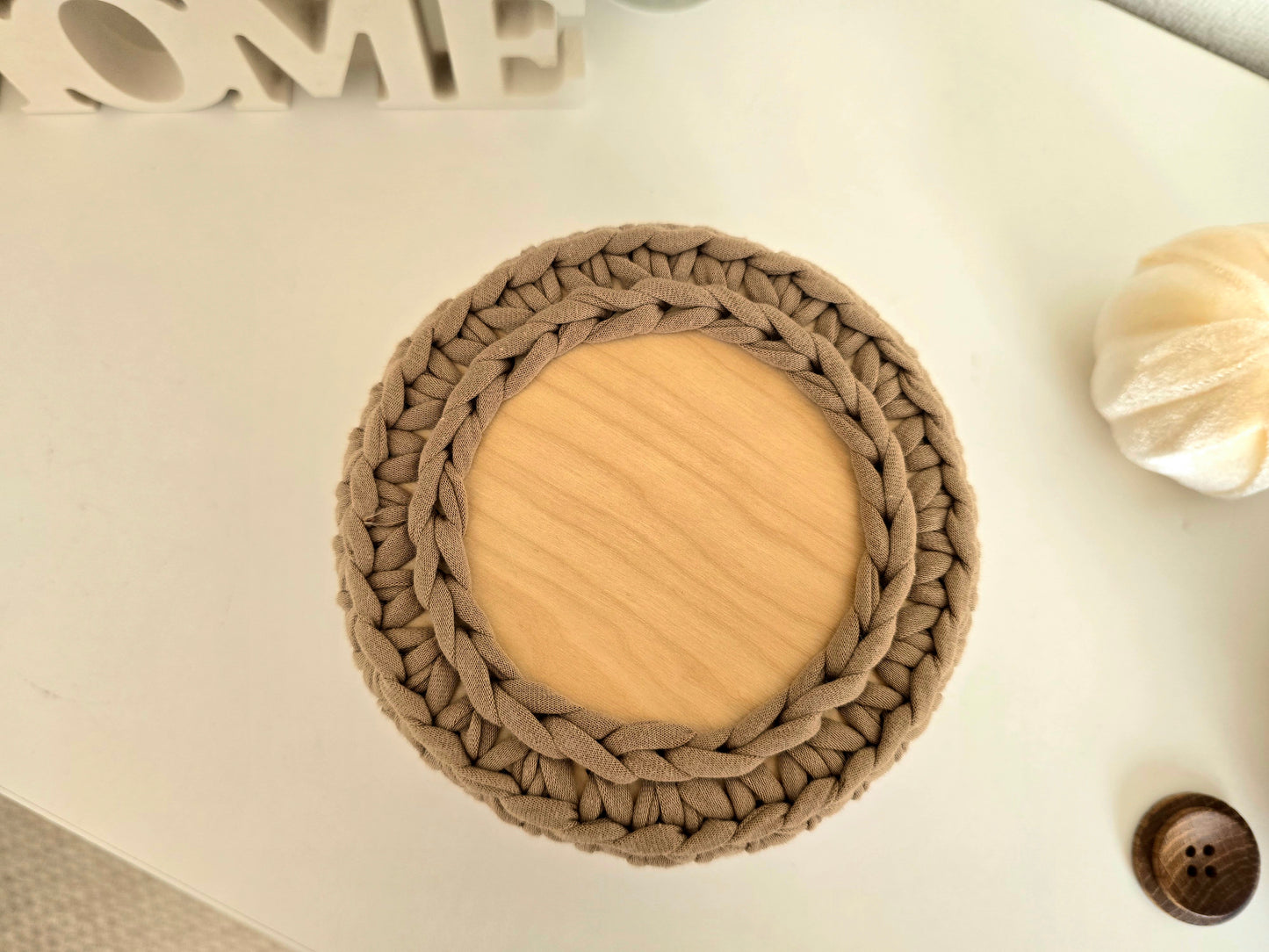 Handmade crochet Tulip basket: Makeup brush, hair accessories holder