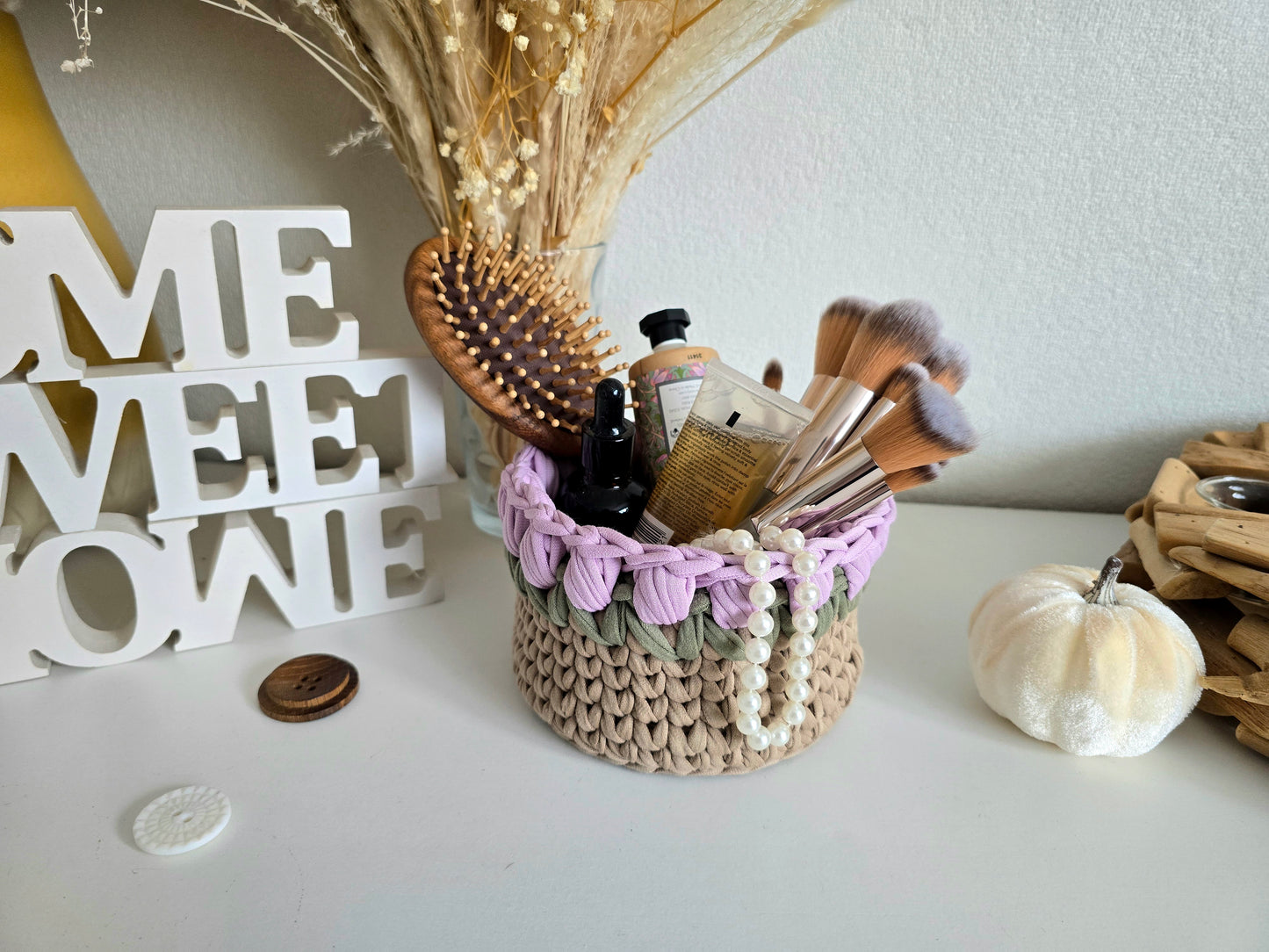 Handmade crochet Tulip basket: Makeup brush, hair accessories holder