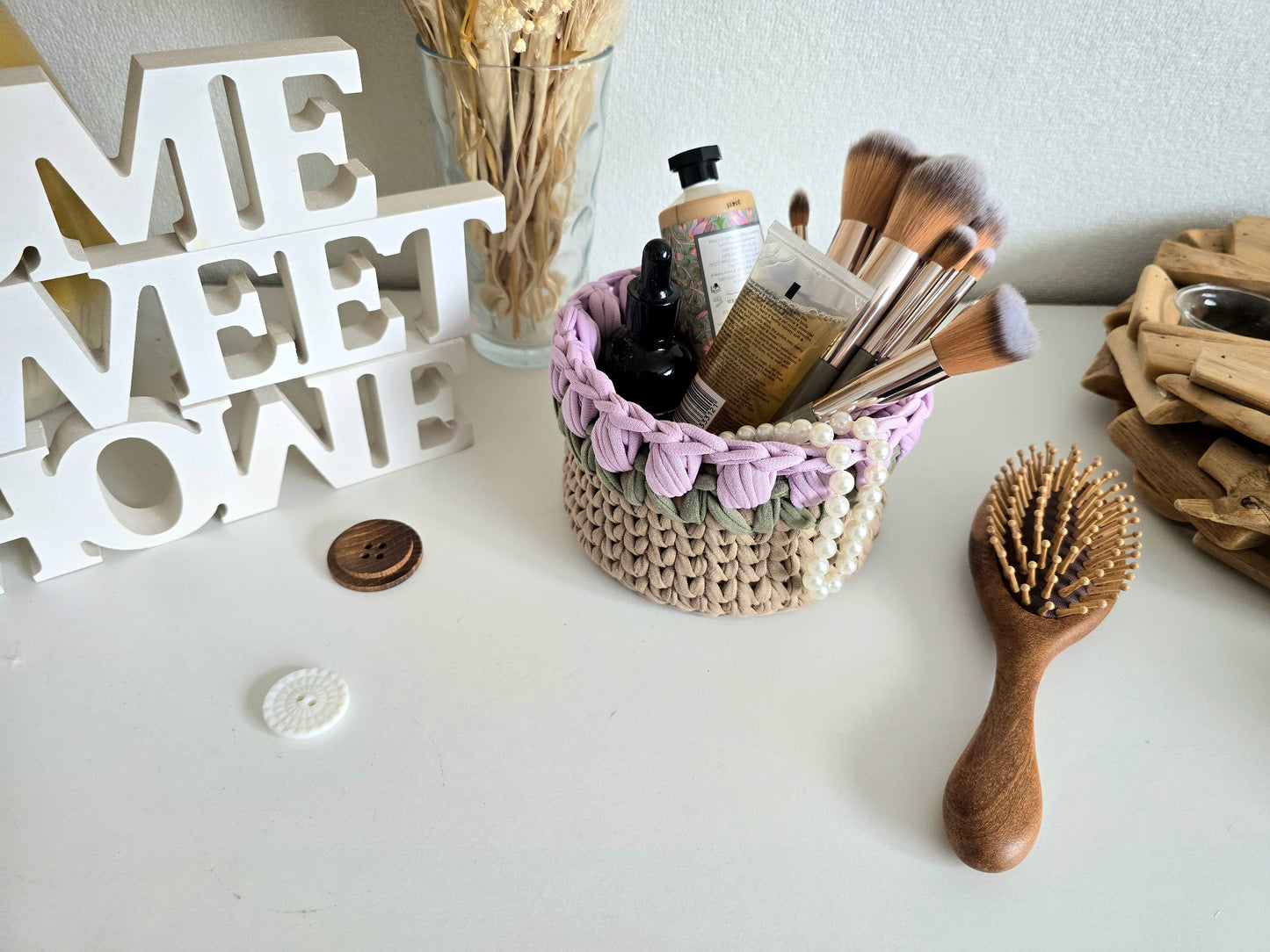 Handmade crochet Tulip basket: Makeup brush, hair accessories holder