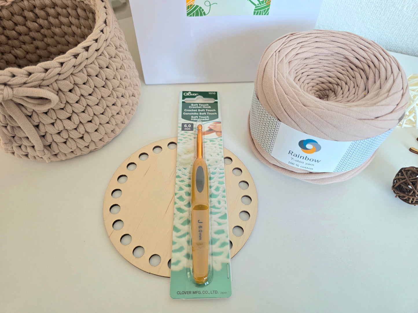 Small Crochet Basket Kit - Waistcoat Stitch