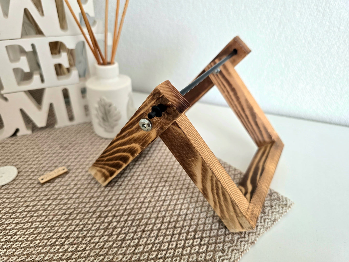 Wooden yarn holder