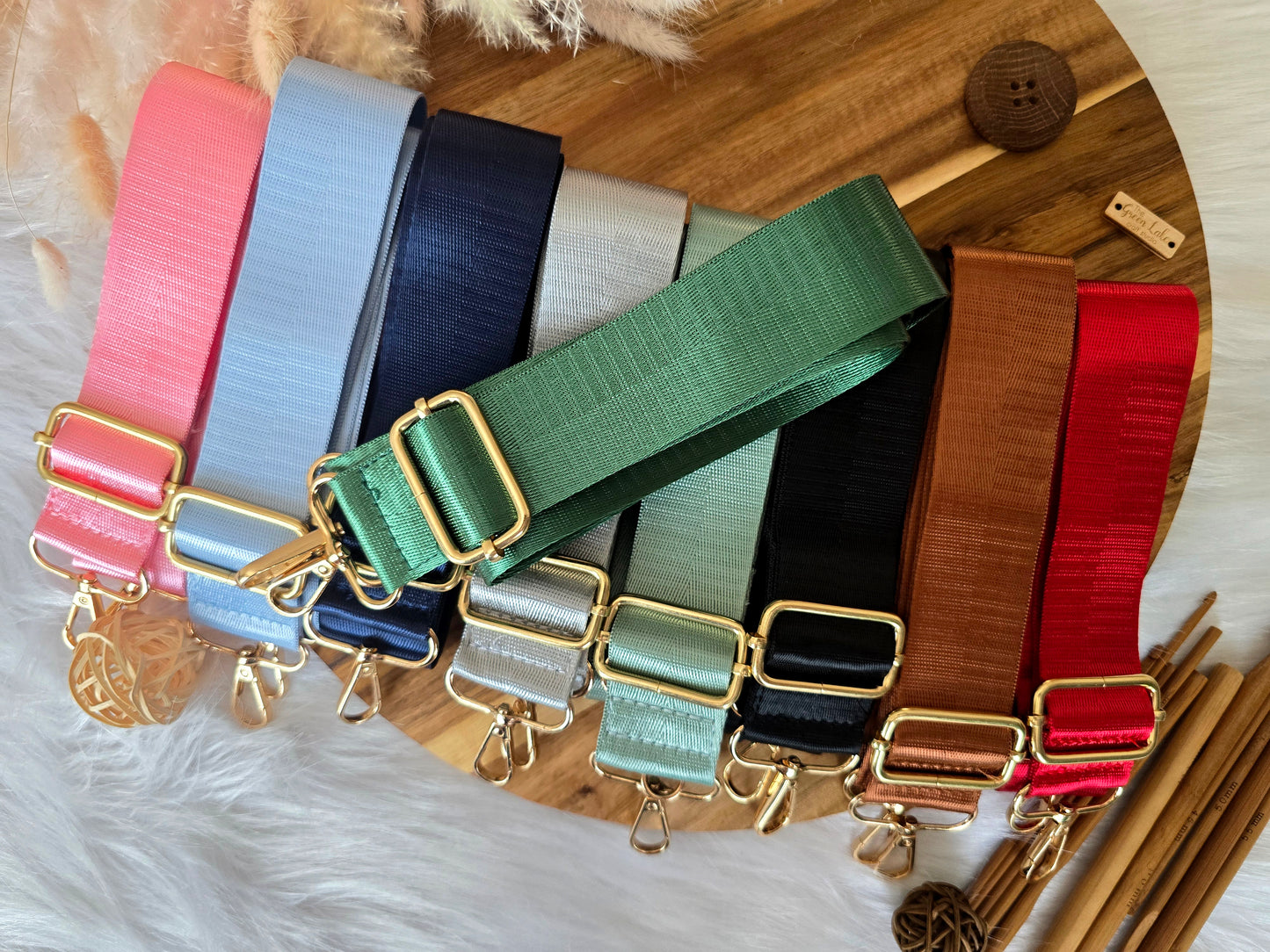 Bag straps plain with golden hardware