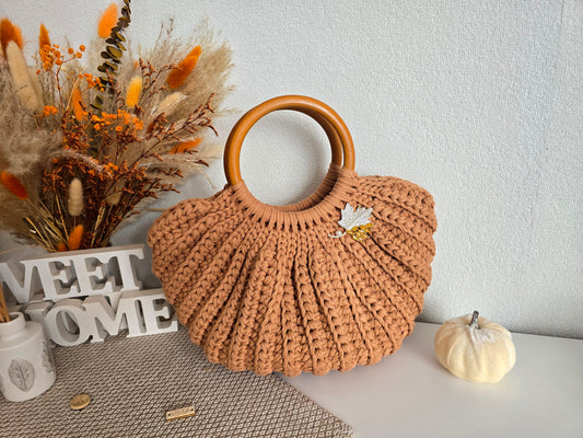 Crochet Gemma Shell Bag with circular handles: various colours