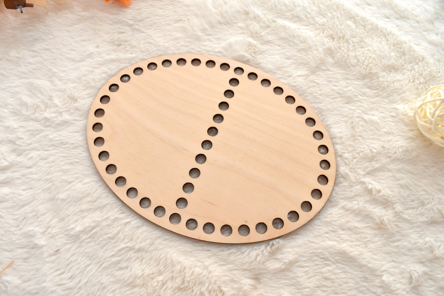 Oval wooden base 20cm for crochet basket with 2 compartments