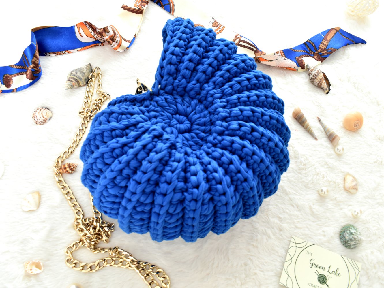 Crochet Ammonite Bag with chain handle