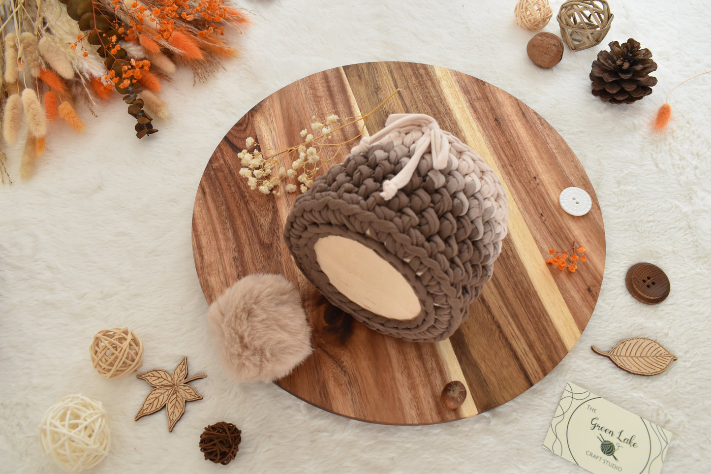 Crochet Storage Basket: Makeup brush, hair accessories holder