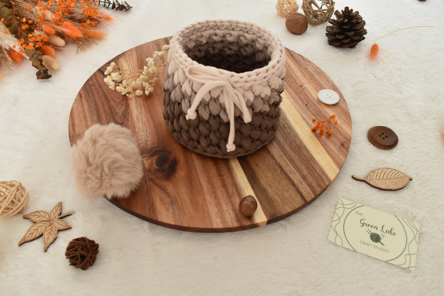 Crochet Storage Basket: Makeup brush, hair accessories holder