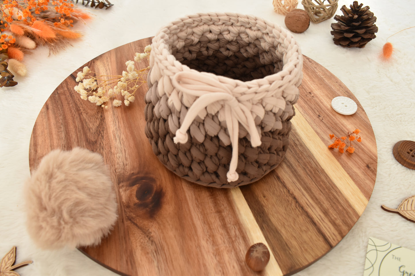 Crochet Storage Basket: Makeup brush, hair accessories holder