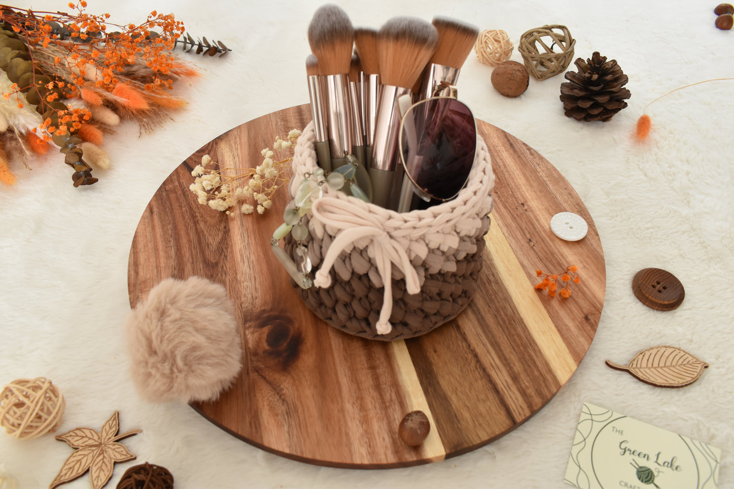 Crochet Storage Basket: Makeup brush, hair accessories holder